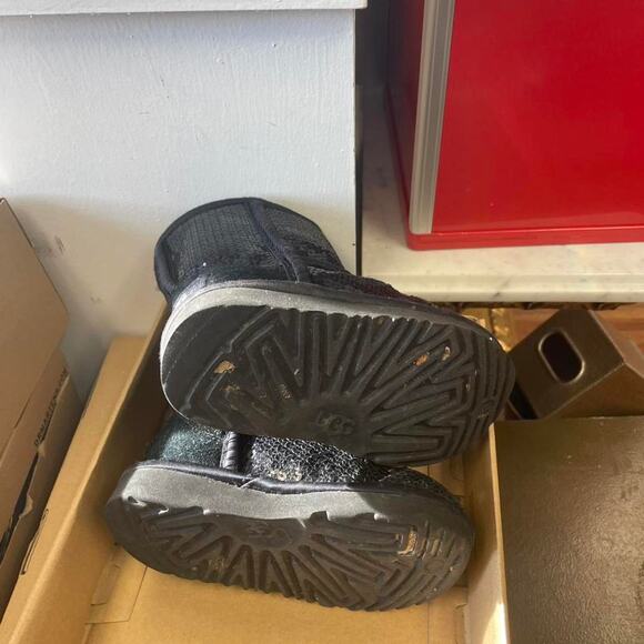 Black ugg boots uggboots - Picture 2 of 5